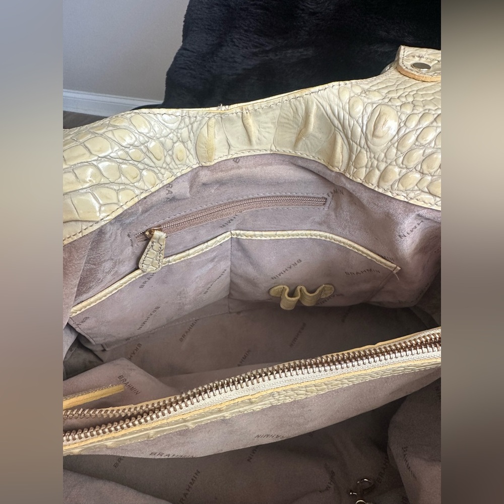 Brahmin purse - Picture 7 of 13